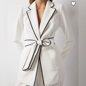 White House Black Market White Blazer Black Piping Relaxed NWT